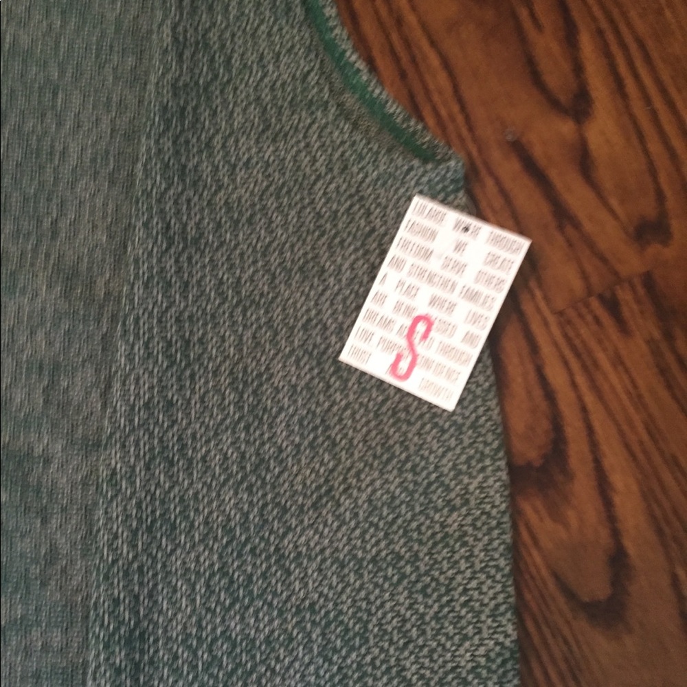 Lularoe green joy NWT!